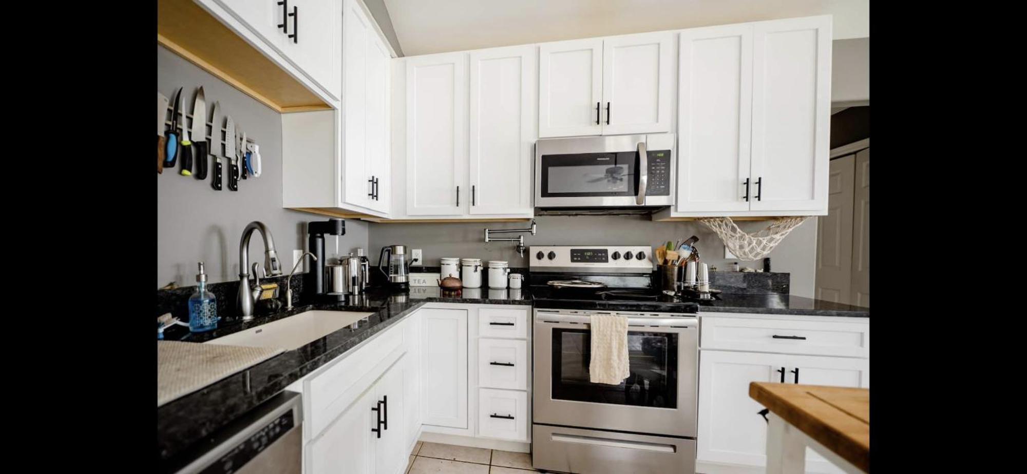 Family Friendly Home In Walking District, 5 Minutes From Beach غولف شورز المظهر الخارجي الصورة